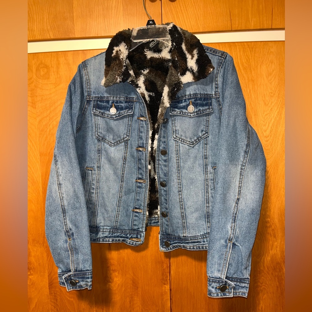 Girls JouJou Denim Jacket‎ with Camouflage Fuzzy Lining
